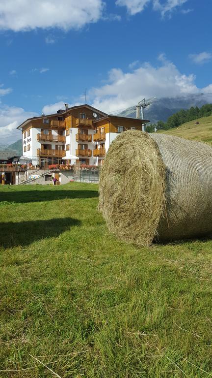 Albergo Bucaneve Campodolcino Zewnętrze zdjęcie